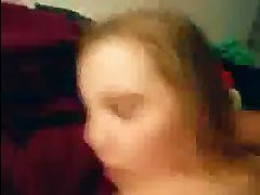 Ласкает руками киску приходит большой член