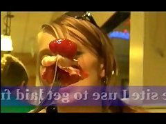 Огромный член по самые яйца больно