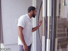 Азиатка и громадный хуй