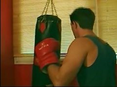 Очень большой хуй ебет мать и дочь