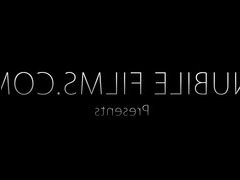 Ебут большим членом смотреть 