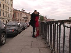 Первый рас большой член и в попу