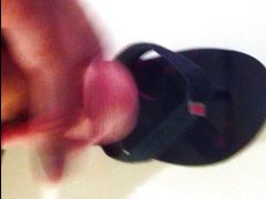 Смотреть порно толстый хуй суют в узкую пизду