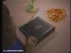 Длинный член рвет девку