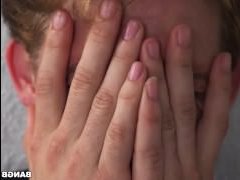 Итальянка сосет толстый член
